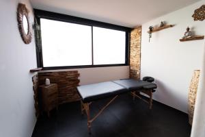 Appartements Loft 150 m2 Jacuzzi, Sauna et Massage : photos des chambres