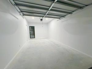 Modern & Stylish 3 Bedroom at lowerhutt