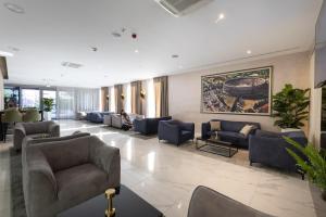 Standard Twin Room with Balcony room in Hotel Salona Palace