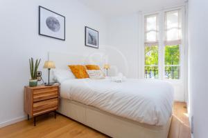 Cozy apartment near Sagrada Familia