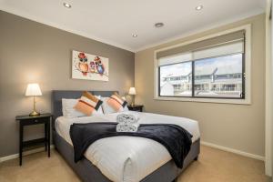 Superb 3BR Townhouse near Town Centre - Hosted by Canstay