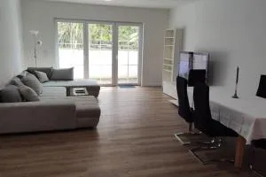 neue 90 qm 2-Zimmerwohnung Nähe Köln - 奥登塔尔