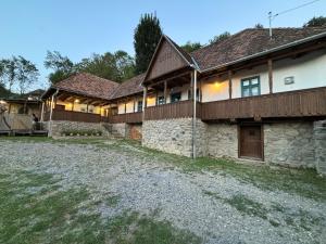 Demeter Guesthouse WOLF Siklod