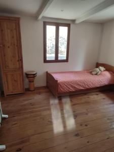 Chalets Chalet en bois dans la foret : photos des chambres