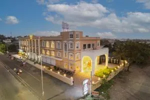 Hotel Utsav Square - Kaij