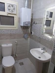 La Sirena Palm Families only