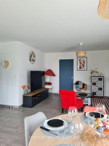 Maisons de vacances La Mome joli gite a 15 min du Puy duFou : photos des chambres