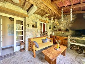 Artistic Garden House