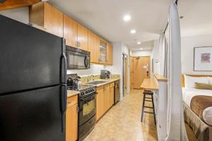 Palisades Tahoe Lodge Rentals Studio Loft #346