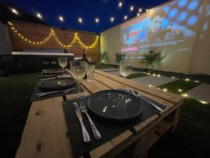 Maisons de vacances Full House, Jacuzzi, Netflix, 8 pers, free Parking 10- Colmar : photos des chambres
