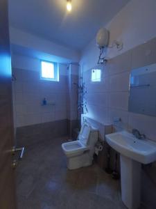 Seaview Penthouse, AC included & Rooftop Pool