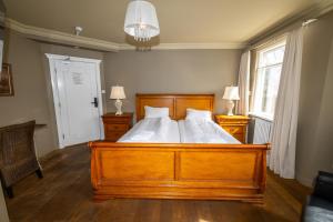 Deluxe Double Room room in Hrafninn Guesthouse