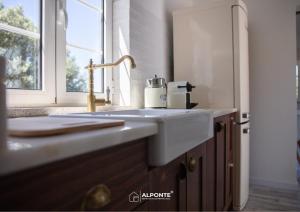 Quinta da Costeira - Casa Azul do Limoal by ALPONTE