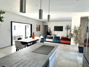 MAISON CONTEMPORAINE proche Chatelaillon plage