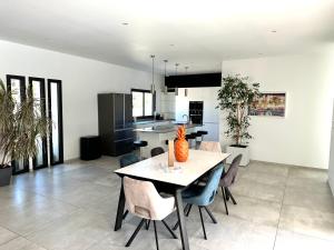 MAISON CONTEMPORAINE proche Chatelaillon plage