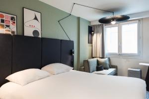 Hotels ibis Paris Italie Tolbiac : Chambre Standard avec 1 Lit Double et 1 Canapé-Lit 1 Place