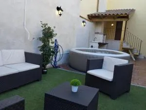 LA CASA DE LA ABUELA DESI - 拉伊格莱苏埃拉