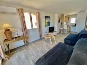 MarinesAppartement, 2min Plage, accès direct port