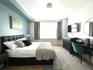 Madonna Halley Hotel