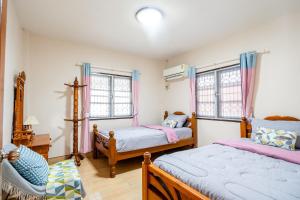 Bangsaphan Paradise Brown House