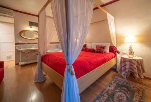 Peruzzi Luxury Apartment by Mamo Florence