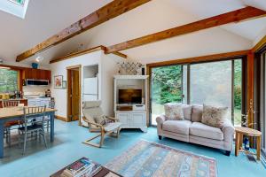 Chilmark Guest House