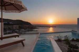 Golden Vista, Beachfront Suites by Explore Andros