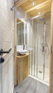 Chalets Chalet Mazot Savoyard : photos des chambres