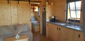 Lodges dans les vignes Domaine Terre des Mages : photos des chambres