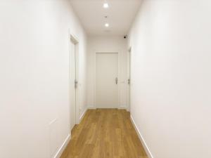 ISOLA 163 Guest House