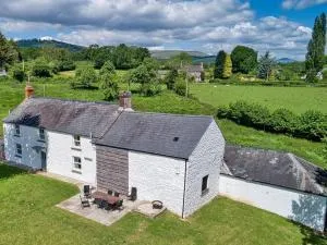 Kiln Farm, a Canal side retreat - Pontnewynydd