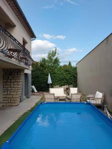 Maisons de vacances Maison 3 chambres avec jardin et piscine a deux pas d-Avignon : photos des chambres