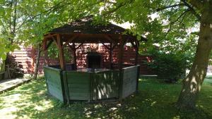 Apartament Dwie Sosny - 8 osobowy 600m od plaży