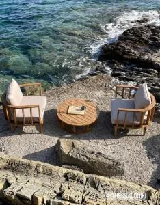 ATHOS CAPE - Akti Salonikiou