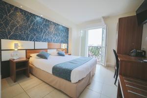 Hotels Holidays & Work HOTEL : photos des chambres