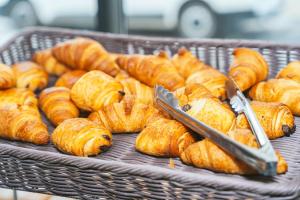 Hotels Holidays & Work HOTEL : photos des chambres