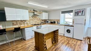 Hisa Luciano For 5 Near Bovec