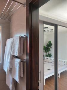 Studio Sea and the City