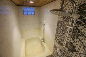 Cozy and Authentic 1-BDR with Balinese Temples