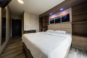 Hotels Hotel La Rocade : photos des chambres