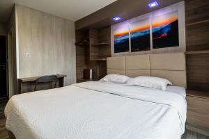 Hotels Hotel La Rocade : photos des chambres