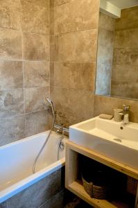 Appartements Blanc Marine : photos des chambres