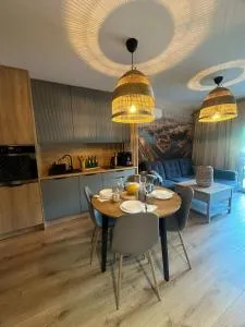 Apartament 8 z Ogródkiem i Prywatną Sauną, Rowery, Spacery w Dolinie Baryczy - 5D Apartamenty - Wierzchowice