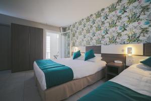 Hotels Holidays & Work HOTEL : photos des chambres