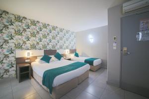Hotels Holidays & Work HOTEL : photos des chambres