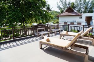 Maehaad Bay Resort - SHA Plus