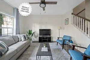 1 King 2 Queens Garage Yard Washer & Dryer - Old Hickory