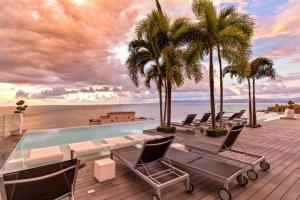 DTerrace Luxe 2bd 2ba Romantic Zone Los Muertos Beach and Pier