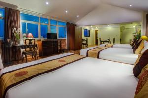 Hanoi Little Town Hotel