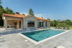 Villa Photinia - Krapan